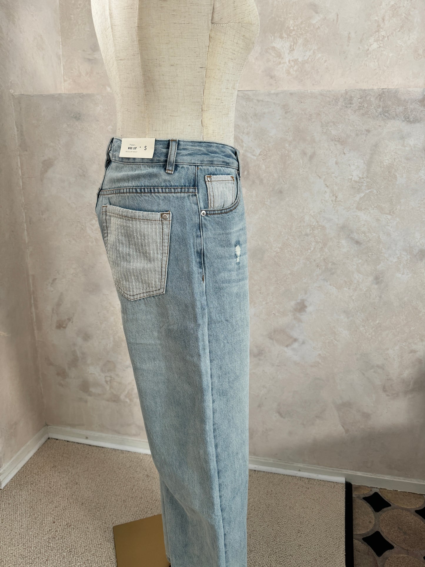 Jeans Wide Leg mit Kontrast Tasche