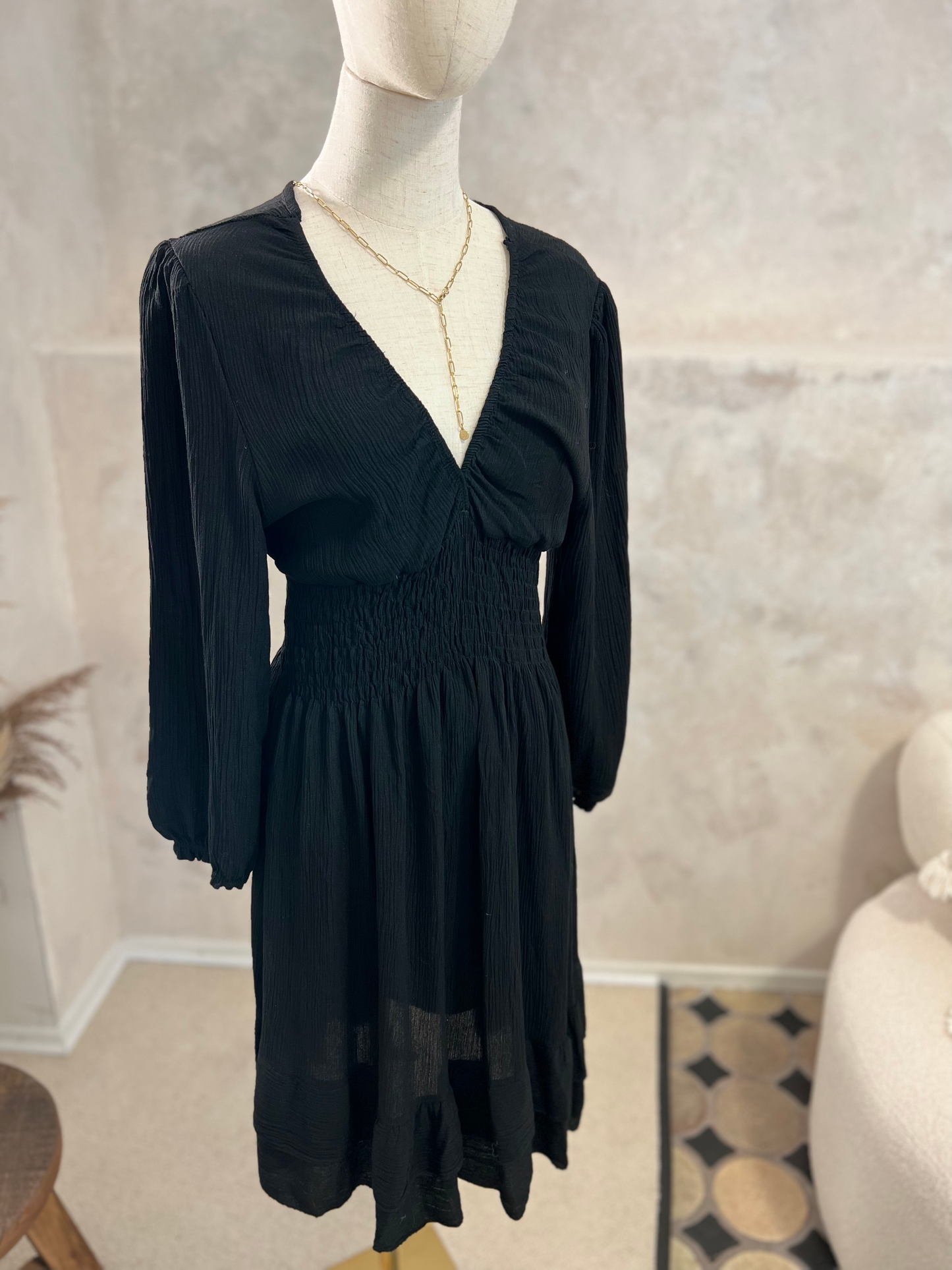 Kleid mit V-Ausschnitt Grün/Schwarz